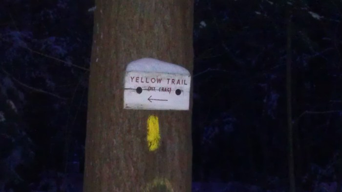 The Yellow Trail to Mount Crag.